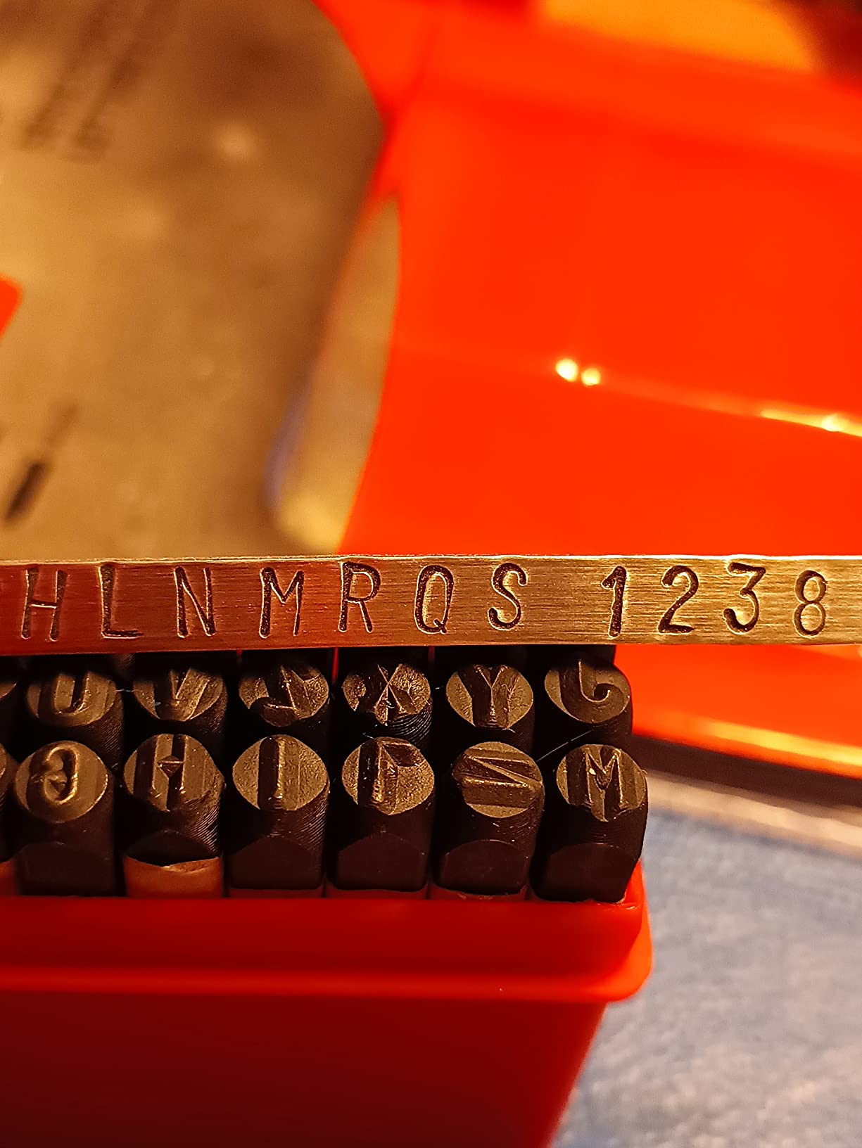 Valex 1980350 Set Punzoni Lettere Cifre 36 Pezzi 4 mm