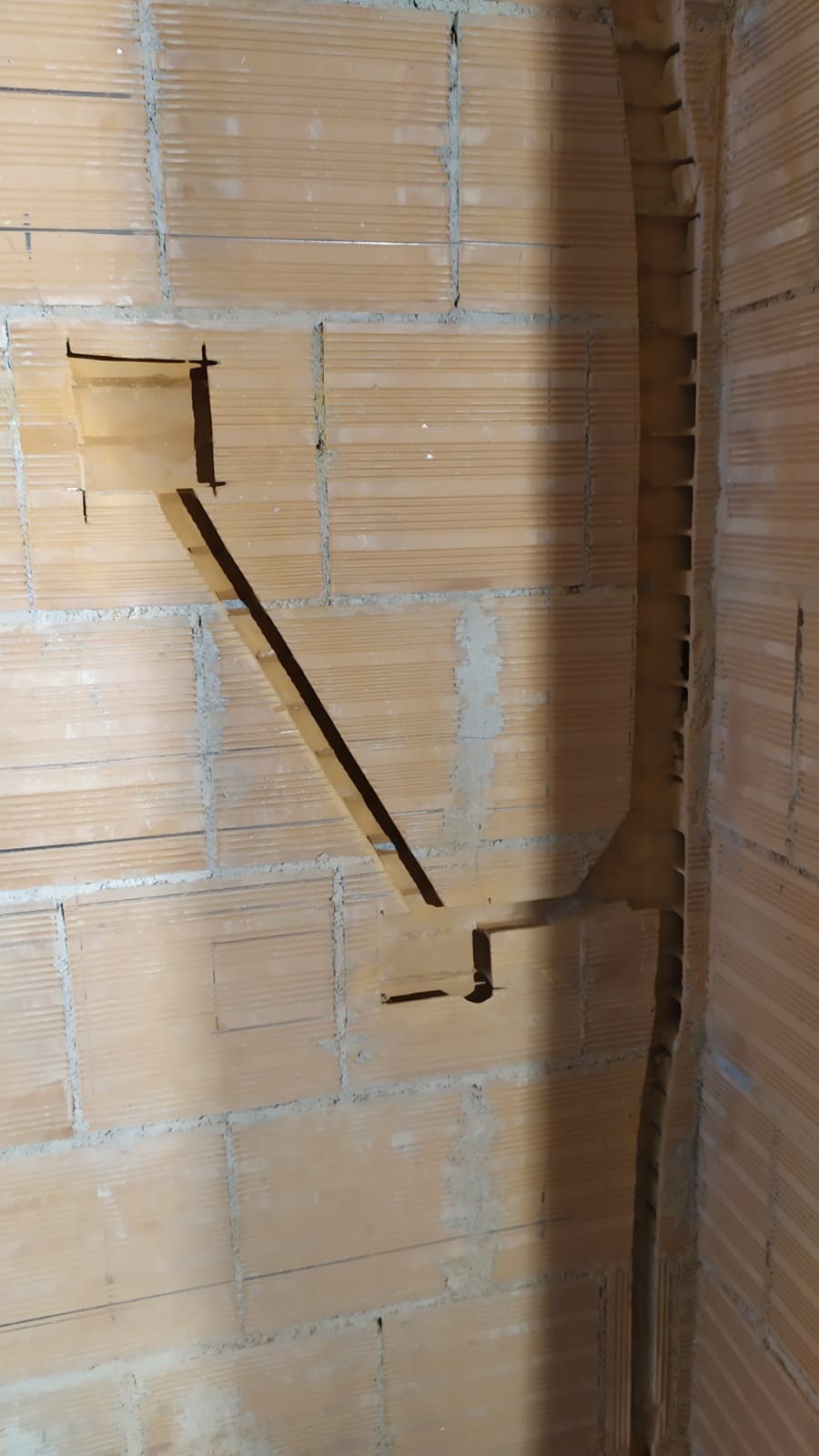 FERM WSM1008 scanalatore muro 1600W 150mm laser